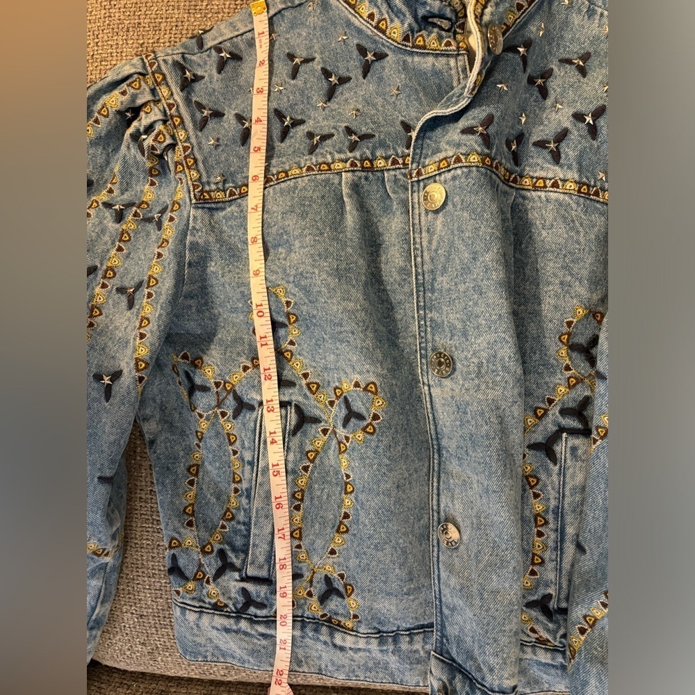 Brand new with tag AUTHENTIC women denim Sandro embroidered Jacket 40! - Picture 5 of 17